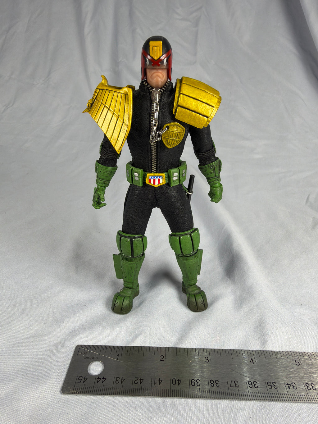 Mezco 1:12 Judge Dredd Dark Blue 6” Figure Loose Incomplete