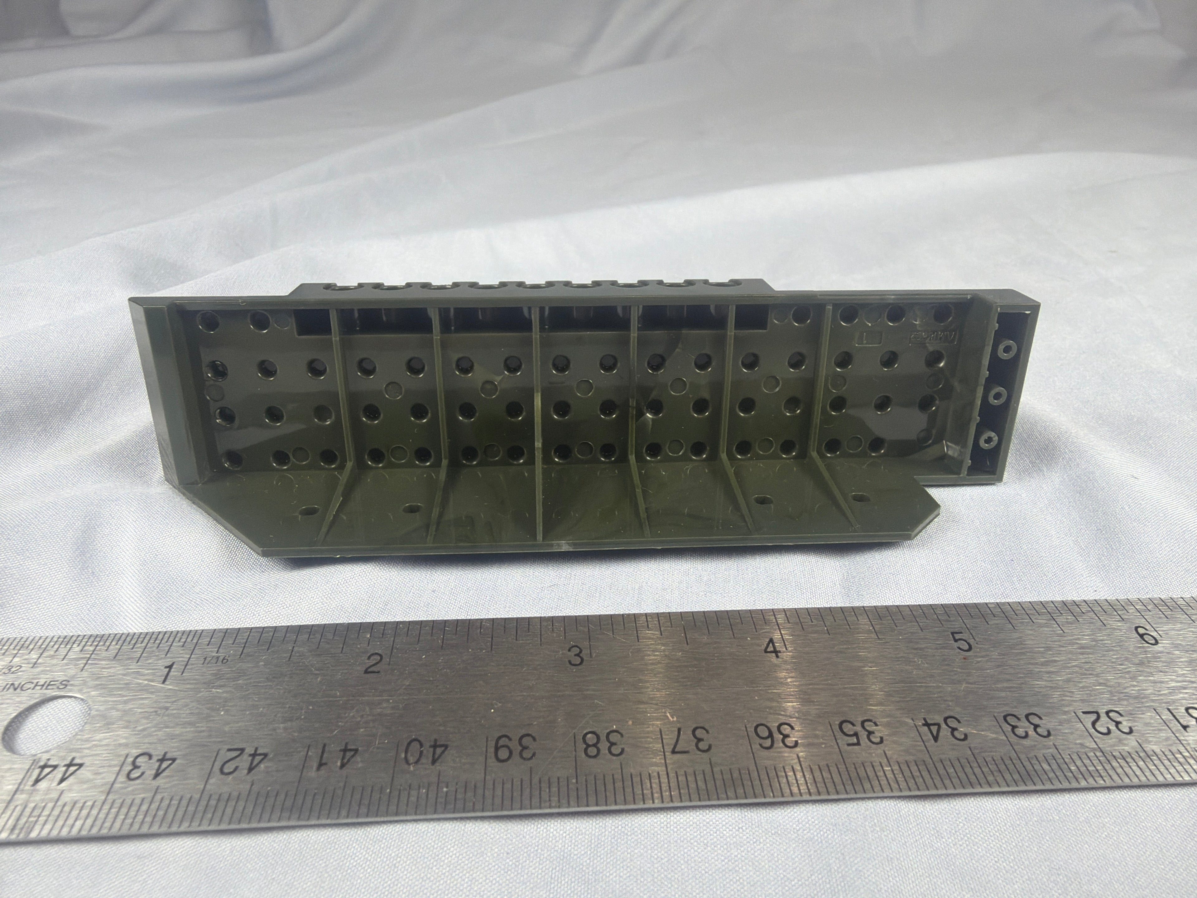 AM18602APD Dark Green Tread wheel well fender from set 97381 UNSC Elephant Troop Carrier