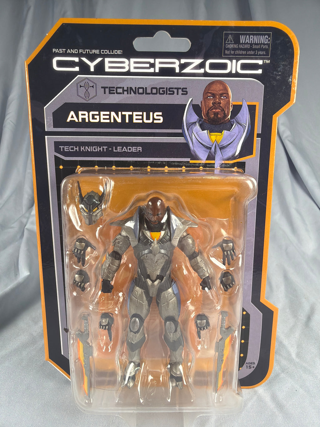 Beasts of the Mesozoic Cyberzoic  Argenteus Allosaurus Pilot 1/18 scale Figure